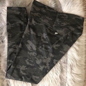 Fabletics Powerhold Leggings Camo